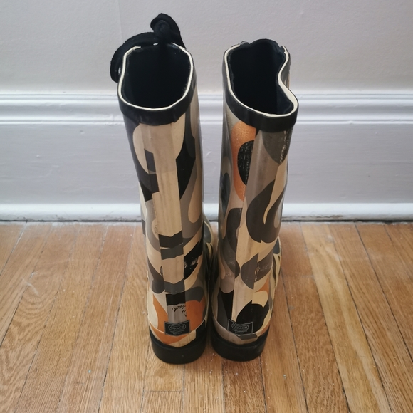 Coach Periwinkle Logo Rain Boots Size 6 - Picture 3 of 13